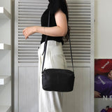 イヴ サンローラン ヴィンテージ YSLロゴ レザー ショルダーバッグ ポシェット ブラック - NEWSED