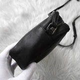 イヴ サンローラン ヴィンテージ YSLロゴ レザー ショルダーバッグ ポシェット ブラック - NEWSED