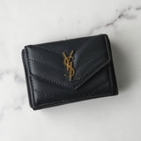 イヴ サンローラン YSLロゴ Vステッチ レザー 三つ折り財布 コンパクトウォレット グレー - NEWSED