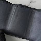 イヴ サンローラン YSLロゴ Vステッチ レザー 三つ折り財布 コンパクトウォレット グレー - NEWSED