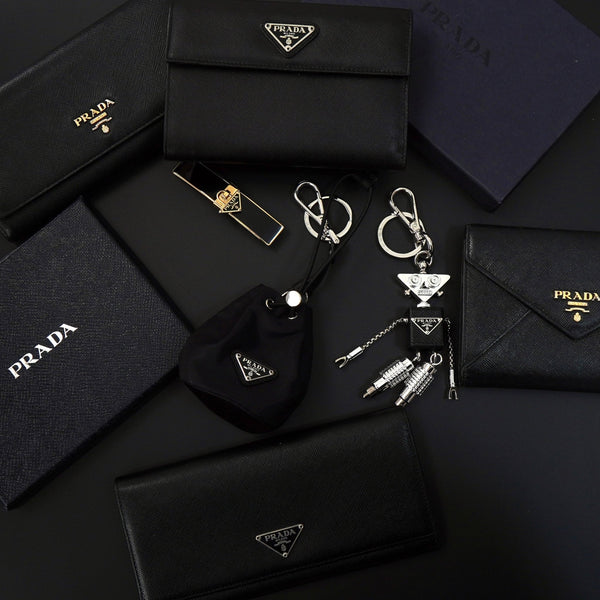 topo  PRADA レオパードポシェット 新品未使用 海外限定*PRADA*ヒョウ柄レオパード チェーンショルダーバッグ (PRADA