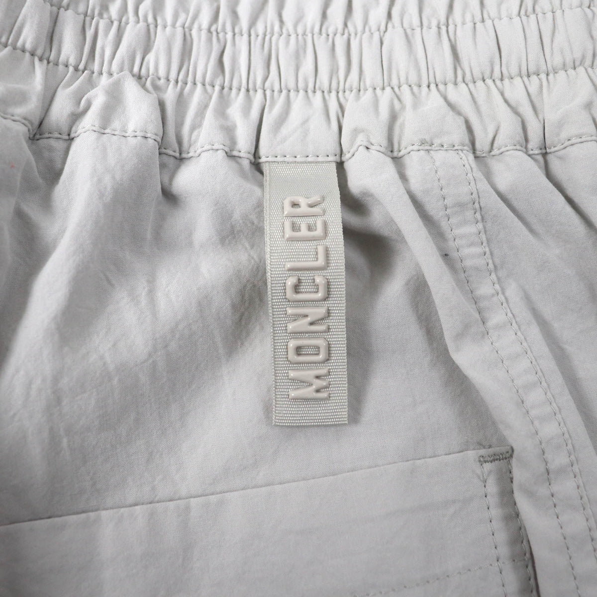 モンクレール PANTALONE ロゴパッチ付 カーゴパンツ ライトグレー 38 レディース