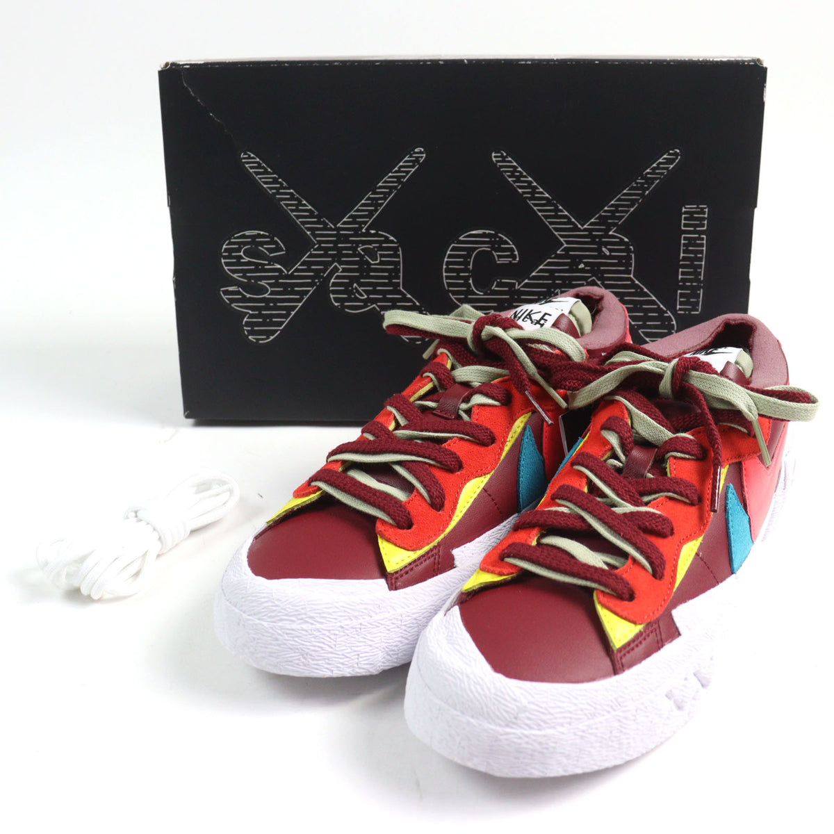 ナイキ カウズ サカイ BLAZER LOW ブレーザー ロー トリプルネームタグ XXモチーフ刻印 レースアップ ローカットスニーカー マルチカラー 27 メンズ