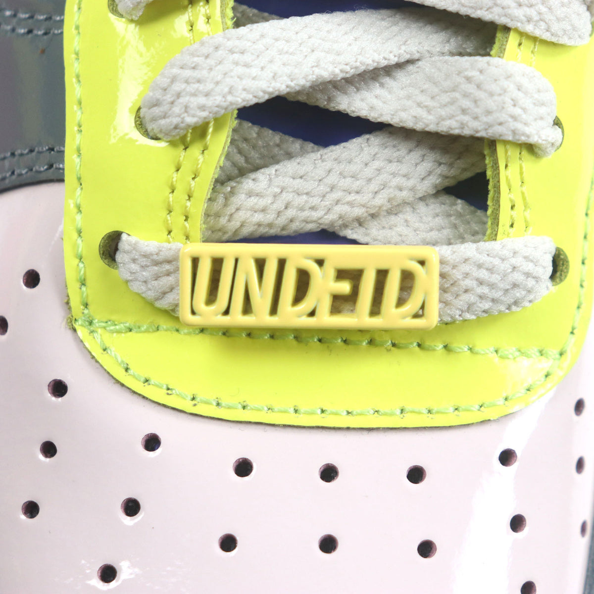 アンディフィーテッド ナイキ AIR FORCE 1 LOW Multi Patent エアーフォース1ロー マルチパテント スニーカー マルチ 26 メンズ