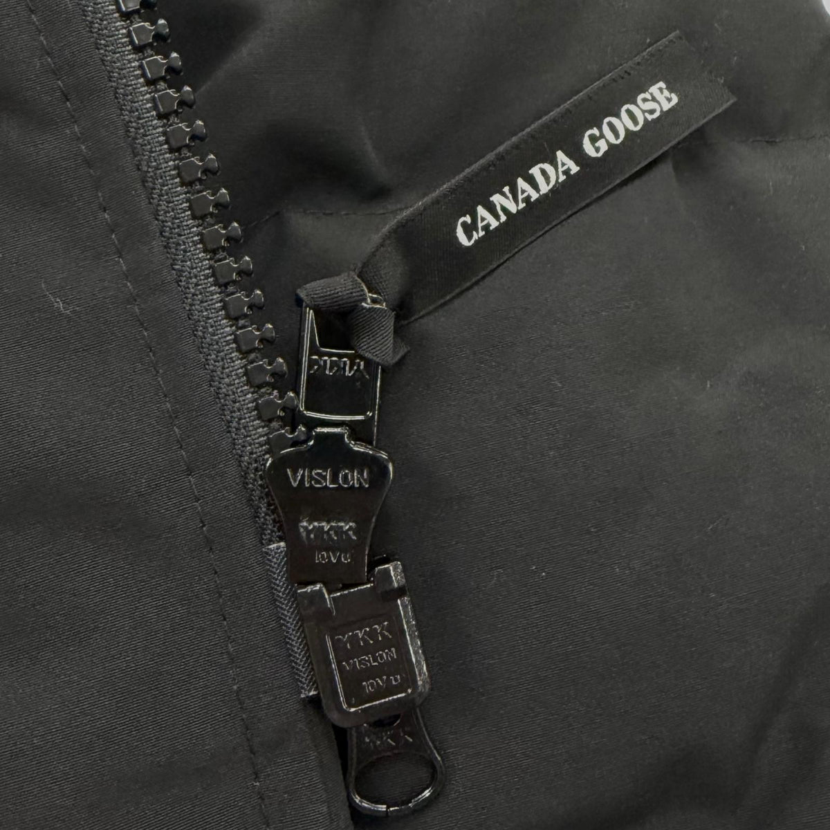 カナダグース CARSON PARKA ロゴワッペン付き ダブルジップアップ ダウンジャケット ブラック XS メンズ