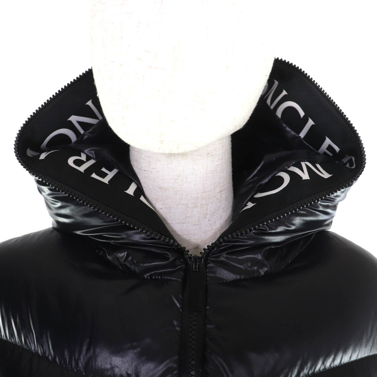 モンクレール CLAIR ラバーロゴワッペン付 ZIP UP ダウンジャケット ブラック 2 レディース