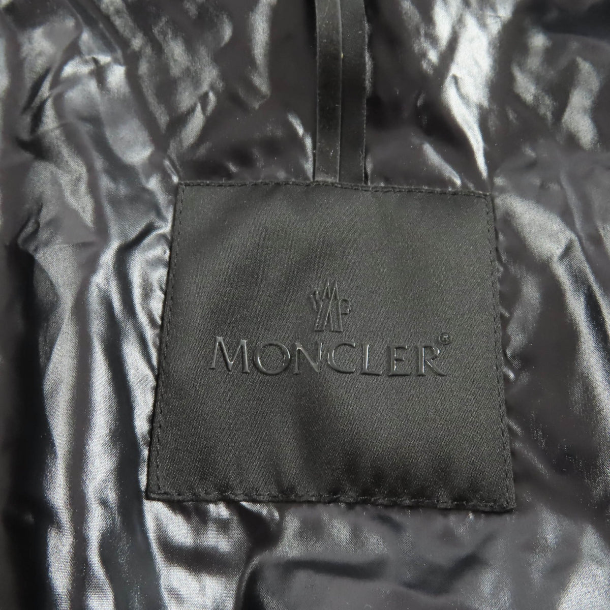 モンクレール CLAIR ラバーロゴワッペン付 ZIP UP ダウンジャケット ブラック 2 レディース