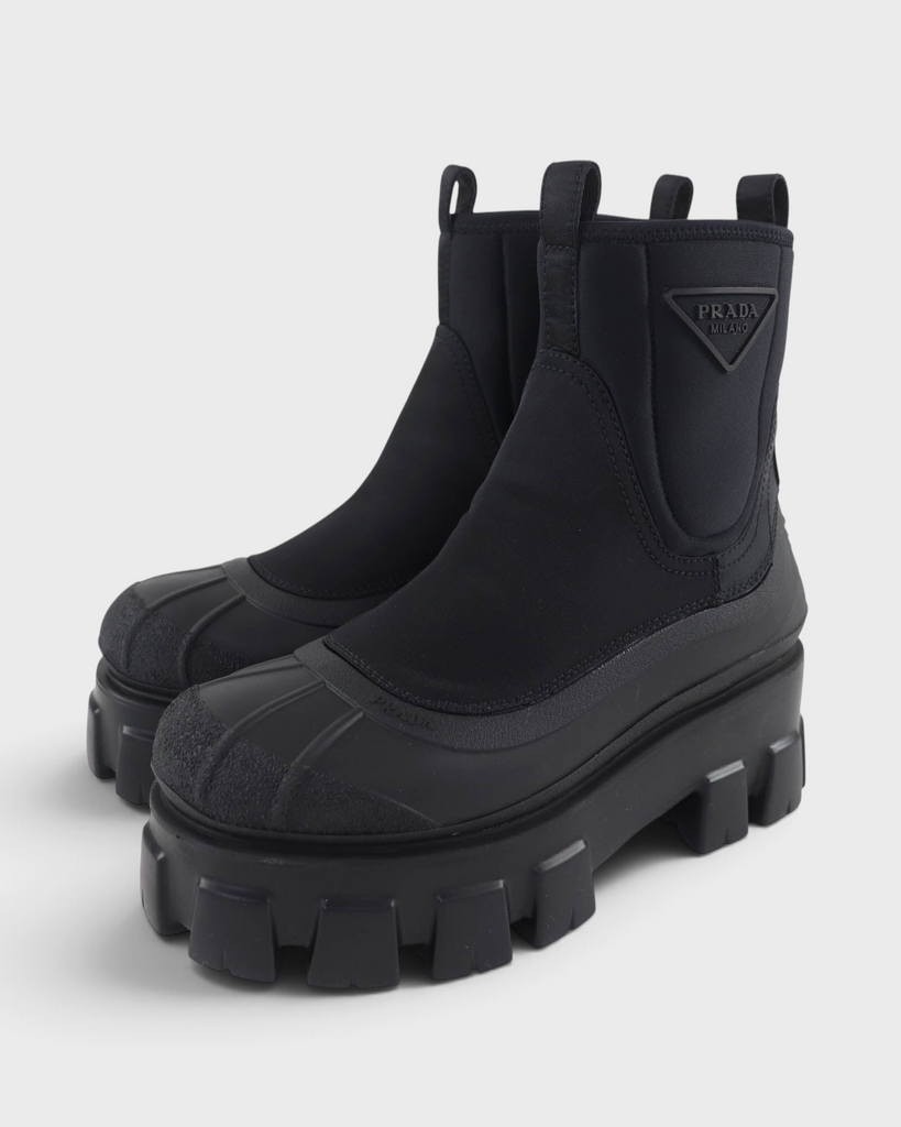 プラダ モノリス Re-Nylon トライアングルロゴ ギャバジンブーツ ショートブーツ ブラック 36.5 レディース 未使用品