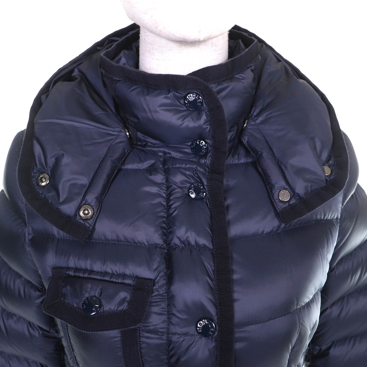 モンクレール HERMINE エルミンヌ ロゴワッペン・フード付 ZIP UP ダウンコート ネイビー 00 レディース