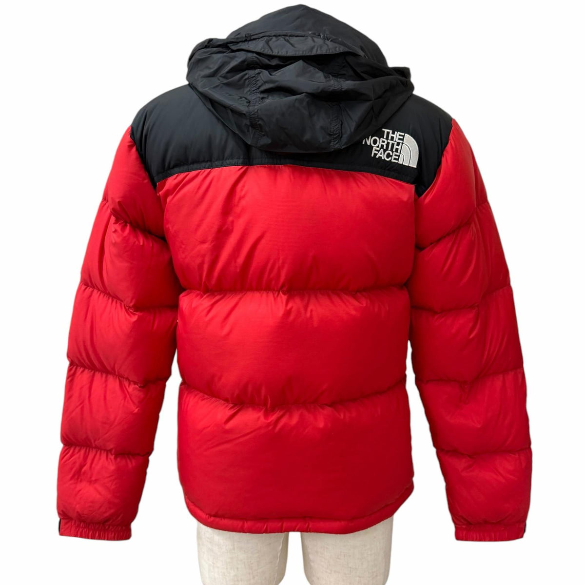 ザ・ノースフェイス NUPTSE JACKET ダウンジャケット レッド M メンズ