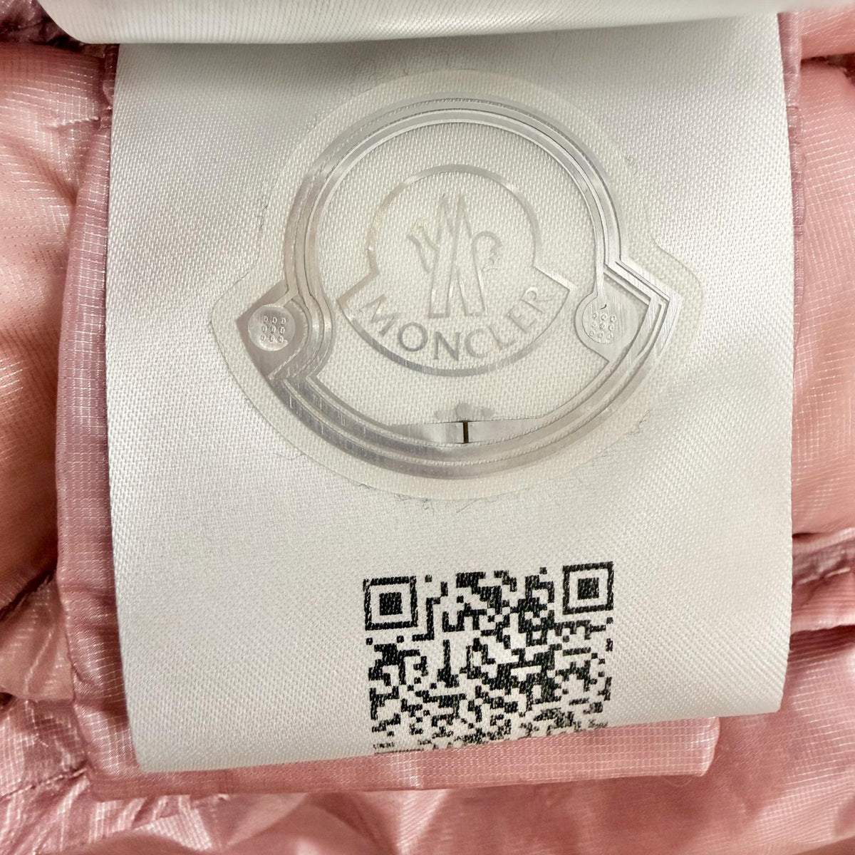 モンクレール ANTHON ロゴワッペン フード付 ダウンジャケット ピンク 54847 レディース