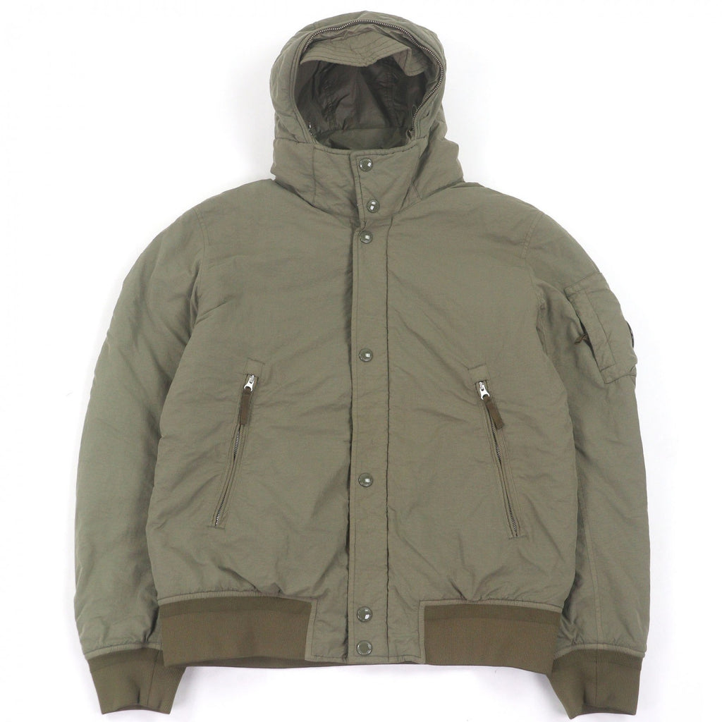 シーピーカンパニー FLATT NYLON フーデッド パファージャケット ブルゾン カーキ 50 メンズ
