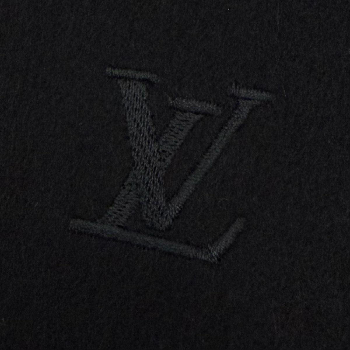 ルイヴィトン エシャルプ ジェラム LVロゴ刺繍 フリンジ付き マフラー ブラック メンズ