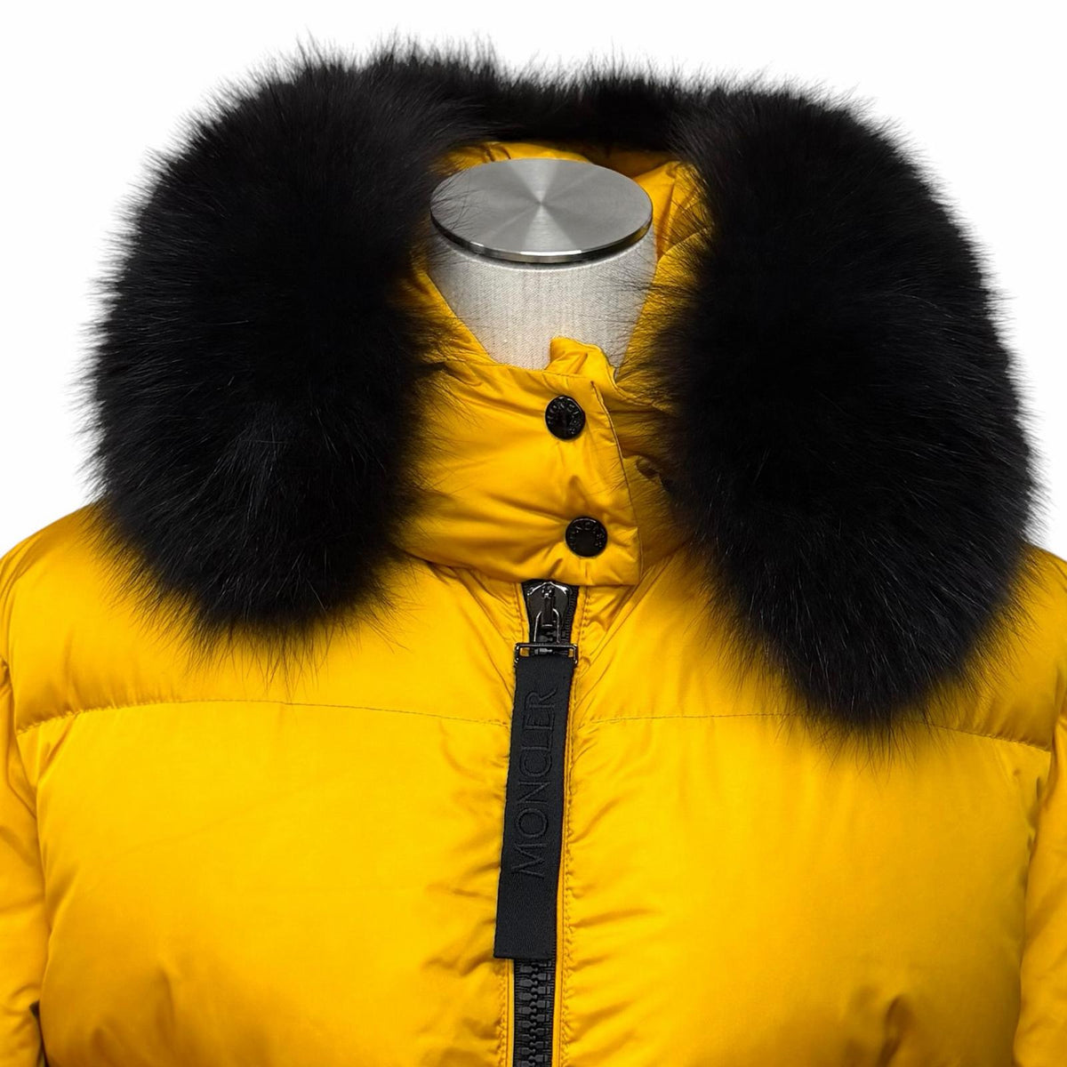 モンクレール ジーニアス 2 MERGULE メルグル FOXファー・フード・ロゴワッペン付 ZIP UP ダウンジャケット イエロー 54847 レディース