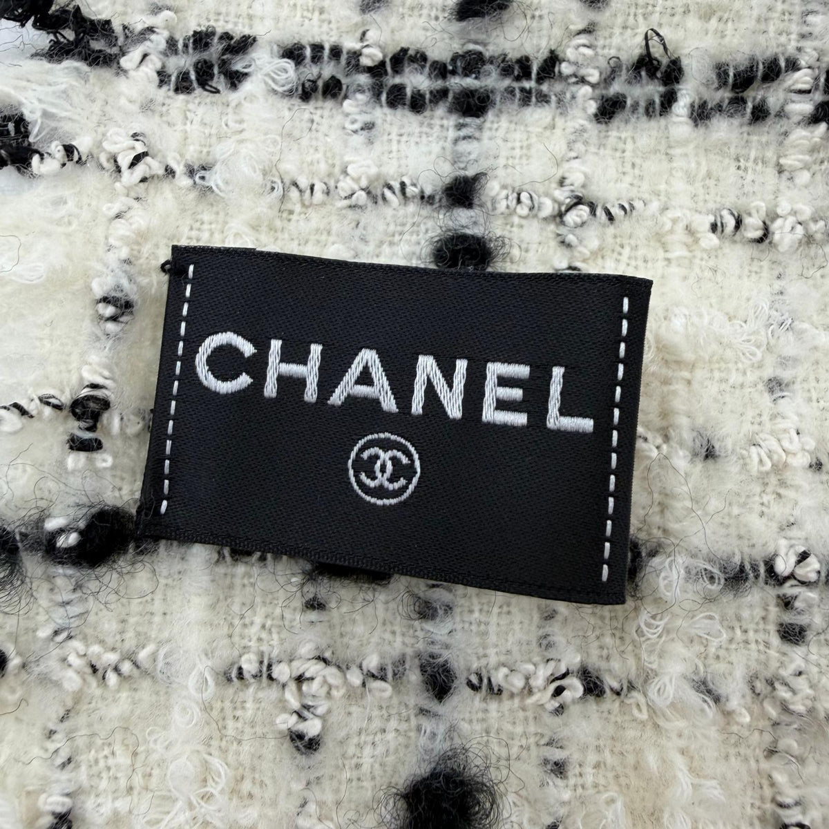 シャネル 現行品 カシミヤ混 クルーズ コレクション ショー ココマーク ツイード ストール ホワイト レディース