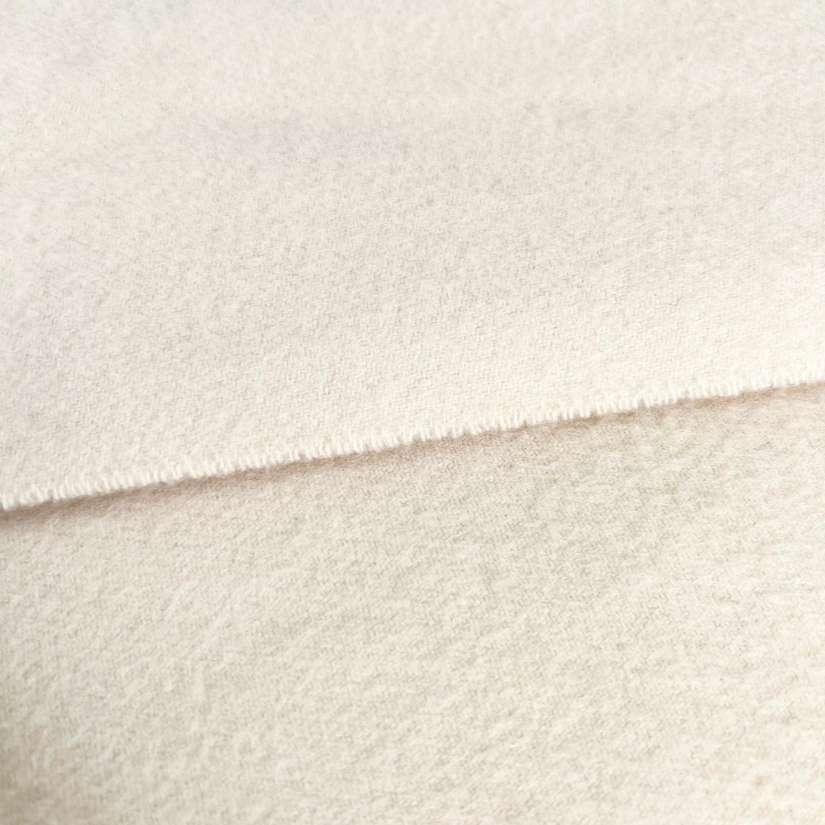 エルメス ロゴ刺繍 フリンジ 大判 ストール マフラー アイボリー レディース