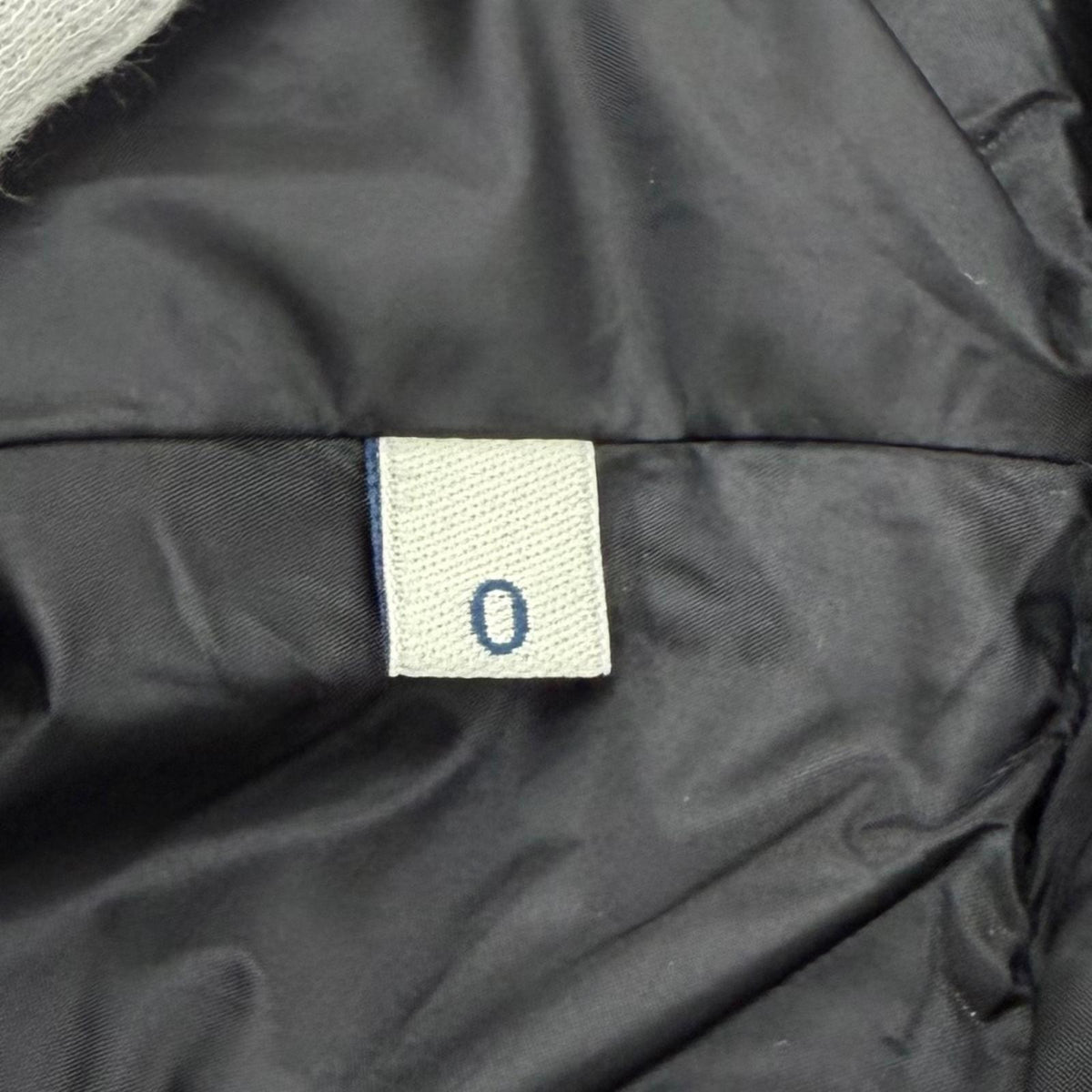モンクレール HERMINE エルミンヌ ロゴワッペン・フード付 ZIP UP ダウンコート ブラック 54847 レディース