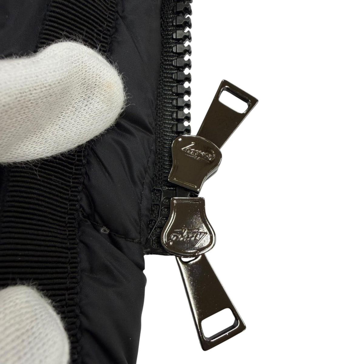 モンクレール HERMINE エルミンヌ ロゴワッペン・フード付 ZIP UP ダウンコート ブラック 54847 レディース