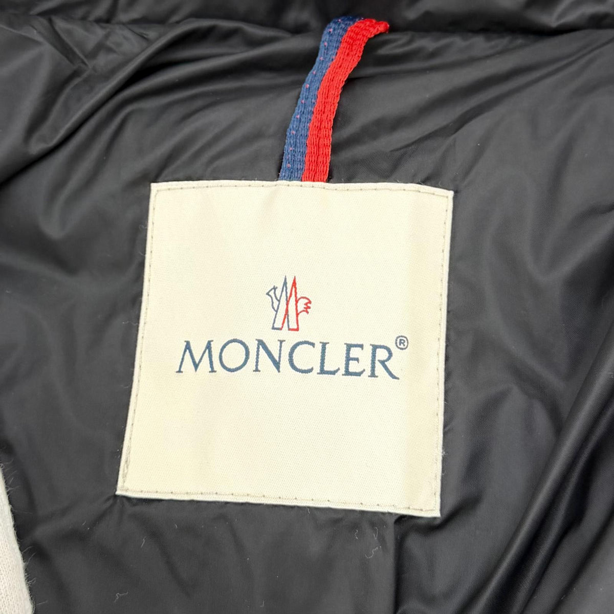 モンクレール HERMINE エルミンヌ ロゴワッペン・フード付 ZIP UP ダウンコート ブラック 54847 レディース