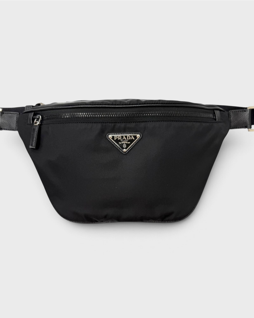 プラダ トライアングルロゴ Re-Nylon ボディバッグ ブラック メンズ