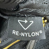 プラダ トライアングルロゴ Re-Nylon サーフプリント リストレット付 化粧ポーチ ブルー レディース