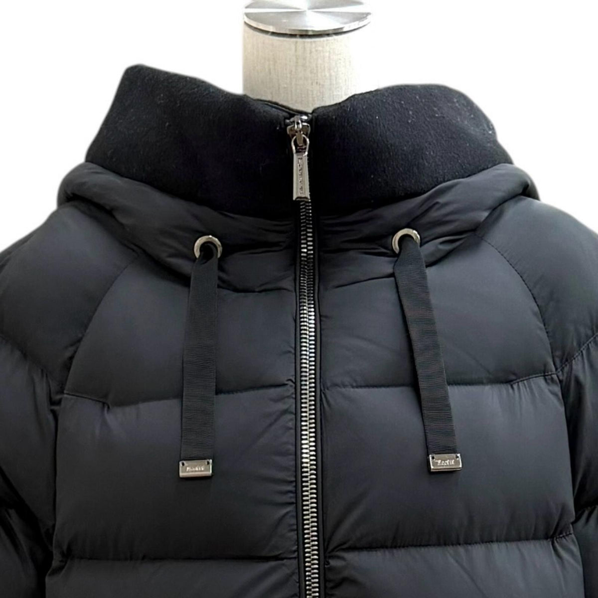 ムーレー NOREYA-S3 フード付 切替デザイン ZIP UP ダウンコート ブラック 44 レディース