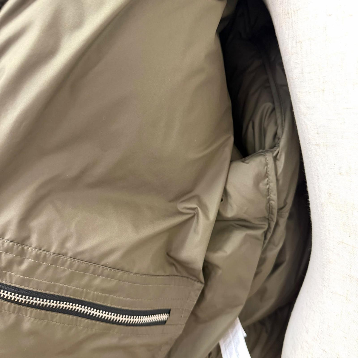 クロムハーツ CH Plus Stiff Down Jacket CHプラス 総柄 クロスボールボタン ダガージップ ダウンジャケット カーキ XL メンズ