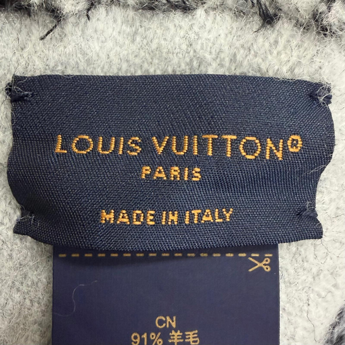 ルイヴィトン LV エセンシャル モノグラム シャイン フリンジ マフラー ブラック メンズ