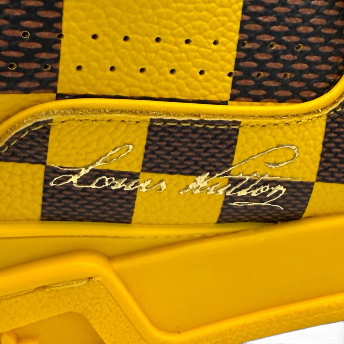 ルイヴィトン LV トレイナー LVロゴ レースアップ レザー スニーカー イエロー 3 レディース