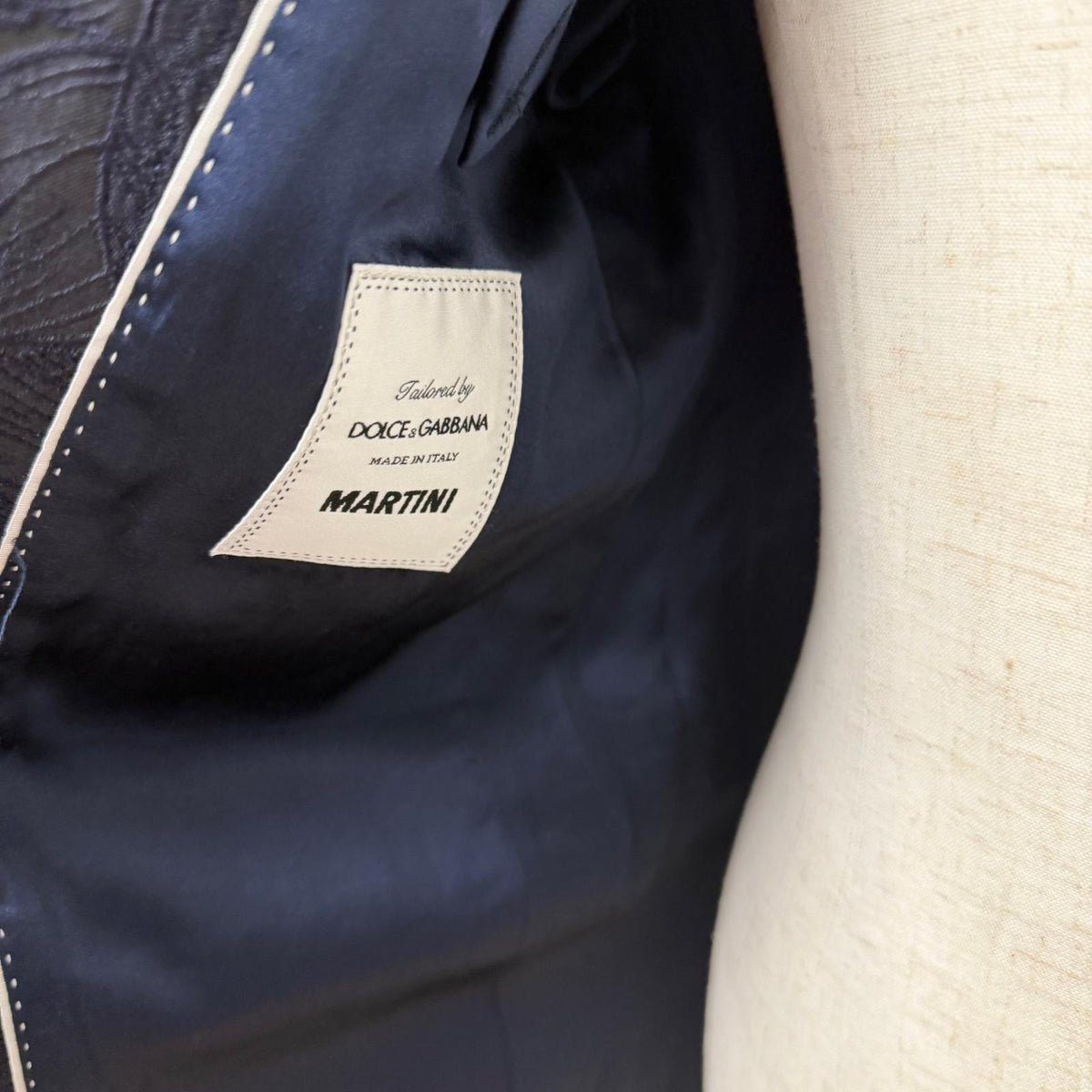 ドルチェ＆ガッバーナ MARTINI リーフ エンブロイダリー シングル スーツ ネイビー 46 メンズ