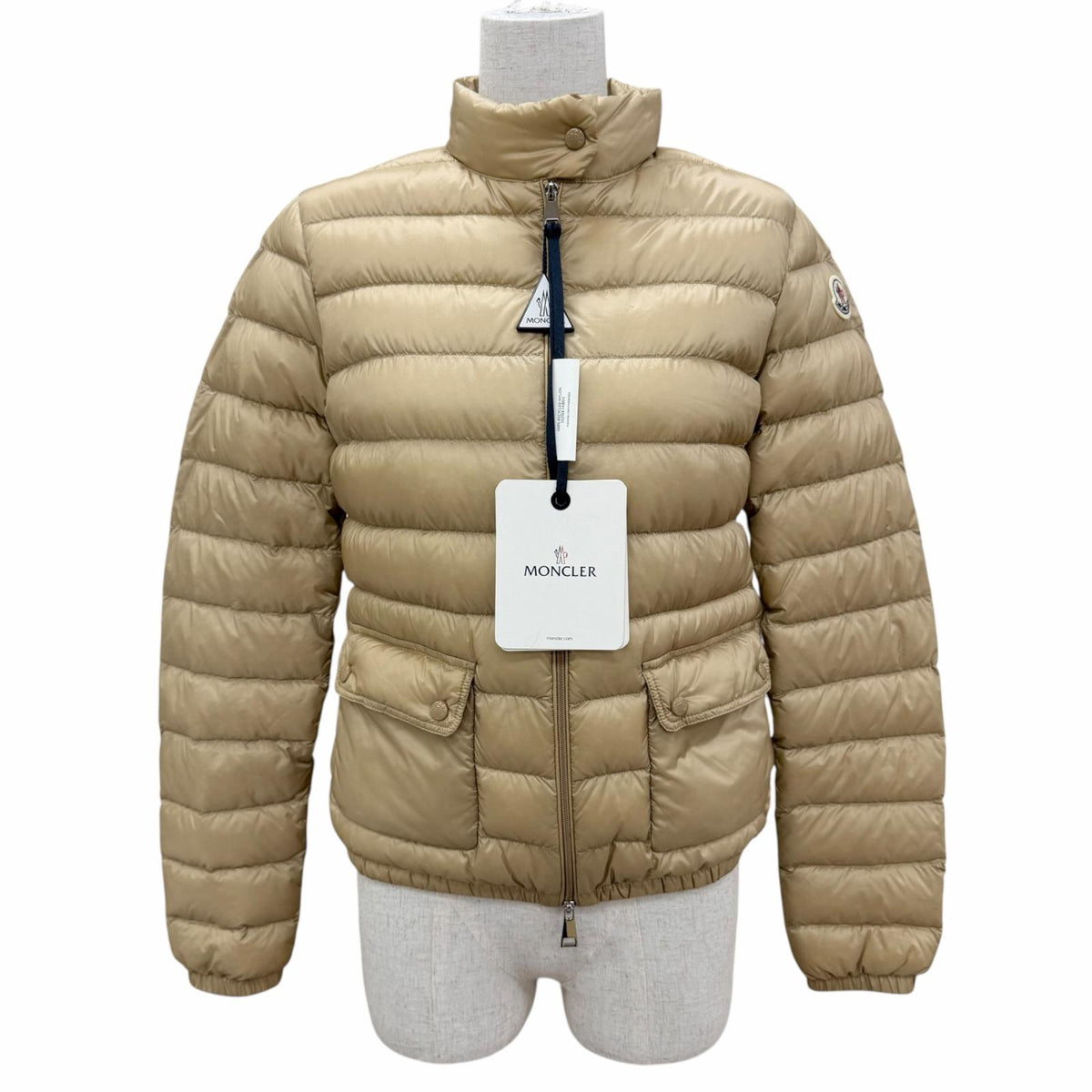 モンクレール LANS ロゴワッペン ポケッダブル収納袋付 ZIP UP ダウンジャケット ベージュ 1 レディース