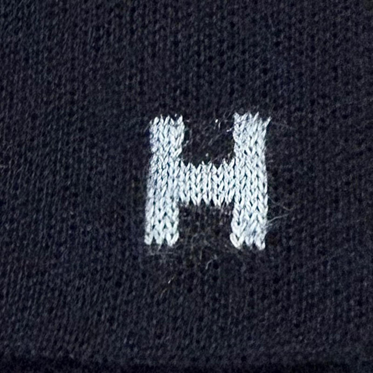エルメス Just in Case Hロゴ刺繍 ジップポケット付き スカーフ/ストール マフラー ネイビー メンズ