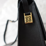 4G Logo Leather Shoulder Bag