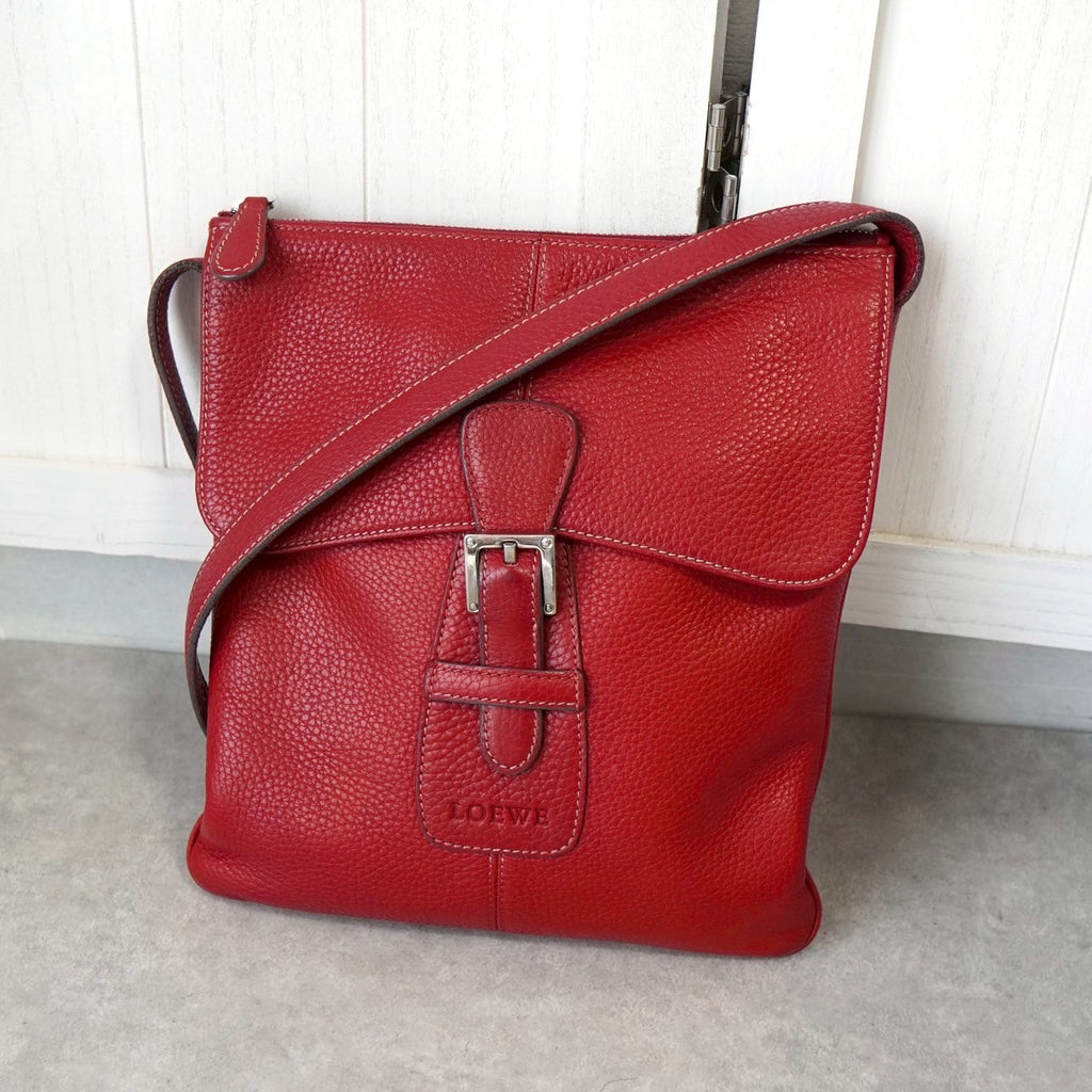 美品】LOEWE ロエベ アナグラム ショルダーバッグ ナッパレザー レッド