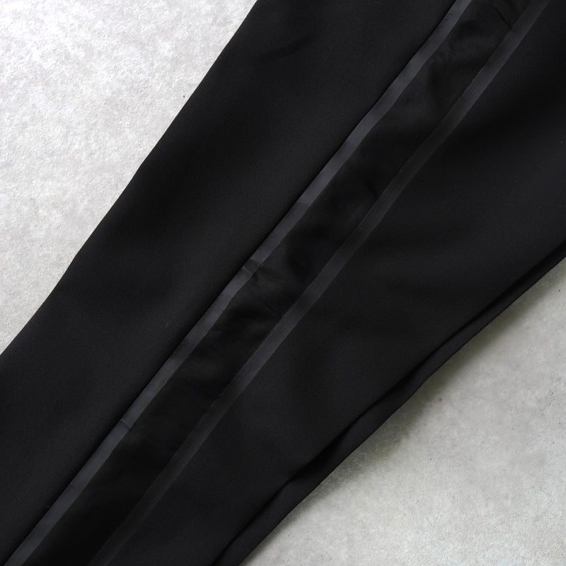 フェンディ ライン セットアップ スーツ メンズ ブラック / グレー