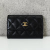 シャネル 1番台 ココマーク マトラッセ キャビアスキン カードケース ブラック