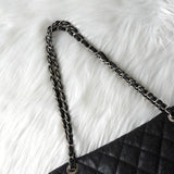 シャネル 1番台 ココマーク マトラッセ キャビアスキン チェーンショルダーバッグ ブラック - NEWSED