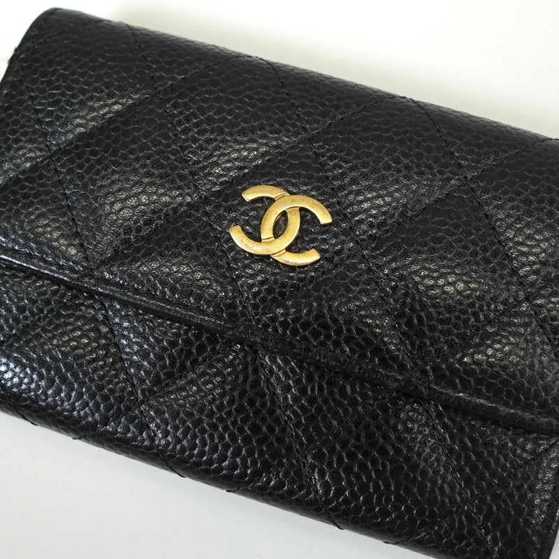 シャネル 1番台 ココマーク マトラッセ キャビアスキン カードケース ブラック - NEWSED