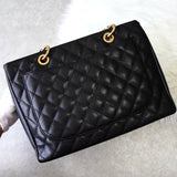 シャネル 1番台 ココマーク マトラッセ キャビアスキン GSTバッグ トートバッグ ブラック - NEWSED