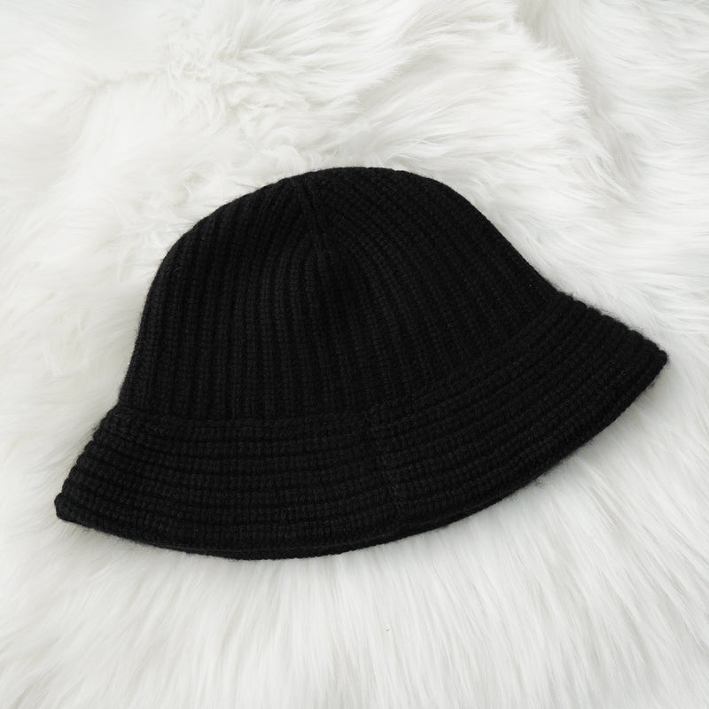 セリーヌ カシミヤ100% トリオンフ ニット バケットハット ニット帽 帽子 ブラック - NEWSED