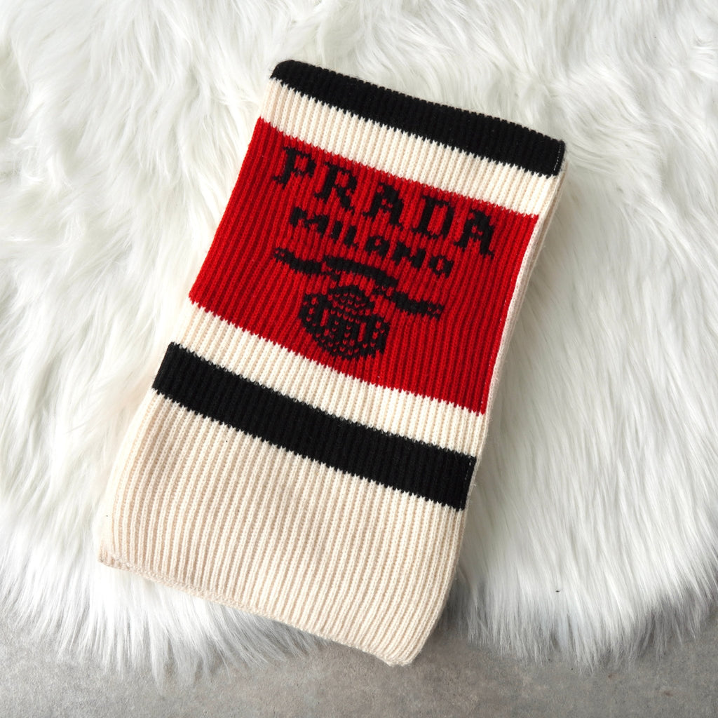 PRADA. カシミヤ100%正規品075made in Italy新品マフラー プラダ カシミア100％ 厚手 ニットマフラー 白 PRADA