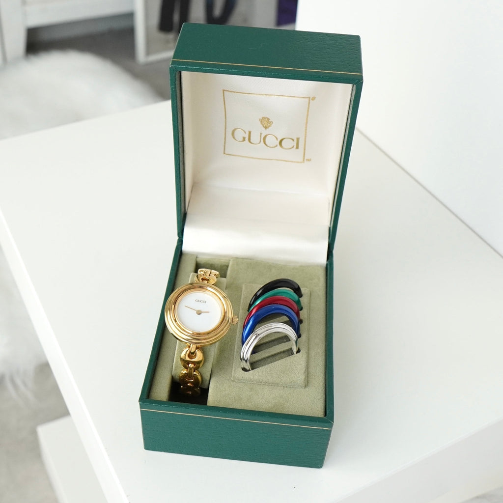 グッチ チェンジベゼル 11/12.2 QZ / SS 白文字盤 レディース 電池交換済