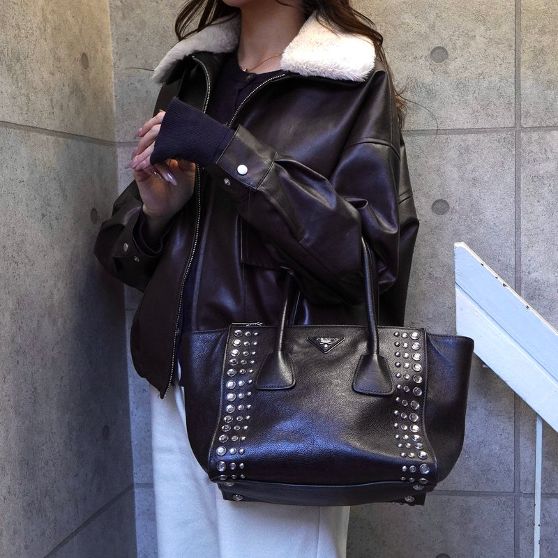 プラダ レザー ビジュー スタッズ 2way ハンドバッグ ショルダーバッグ ブラック