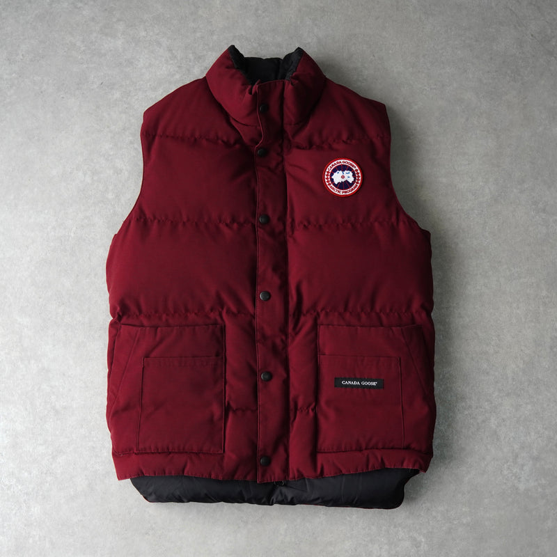 カナダグース ダウンベスト レッド