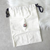 Moncler 徽标绗缝皮革链条单肩包（米色/黑色）