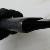 プラダ トライアングルロゴ サフィアーノ レザー 三つ折り財布 ブラック