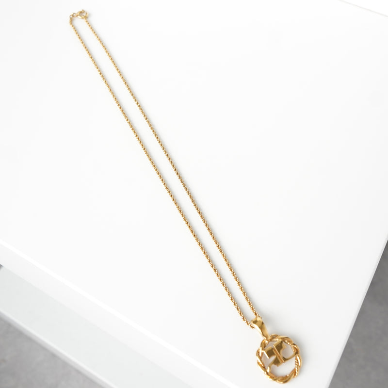 クレージュ ヴィンテージ ツイスト ロゴ ネックレス GP ゴールド