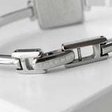 グッチ 1900L バングル ウォッチ SS / QZ 黒文字盤 シルバー レディース 電池交換済み - NEWSED