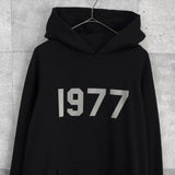 エフオージー エッセンシャルズ 1977 フーディー パーカー ブラック - NEWSED