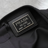 プラダ 1990's ヴィンテージ ポコノ テスート ナイロン サフィアーノレザー ボストンバッグ トライアングルロゴ ブラック - NEWSED